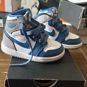 Air Jordan 1 Hi OG